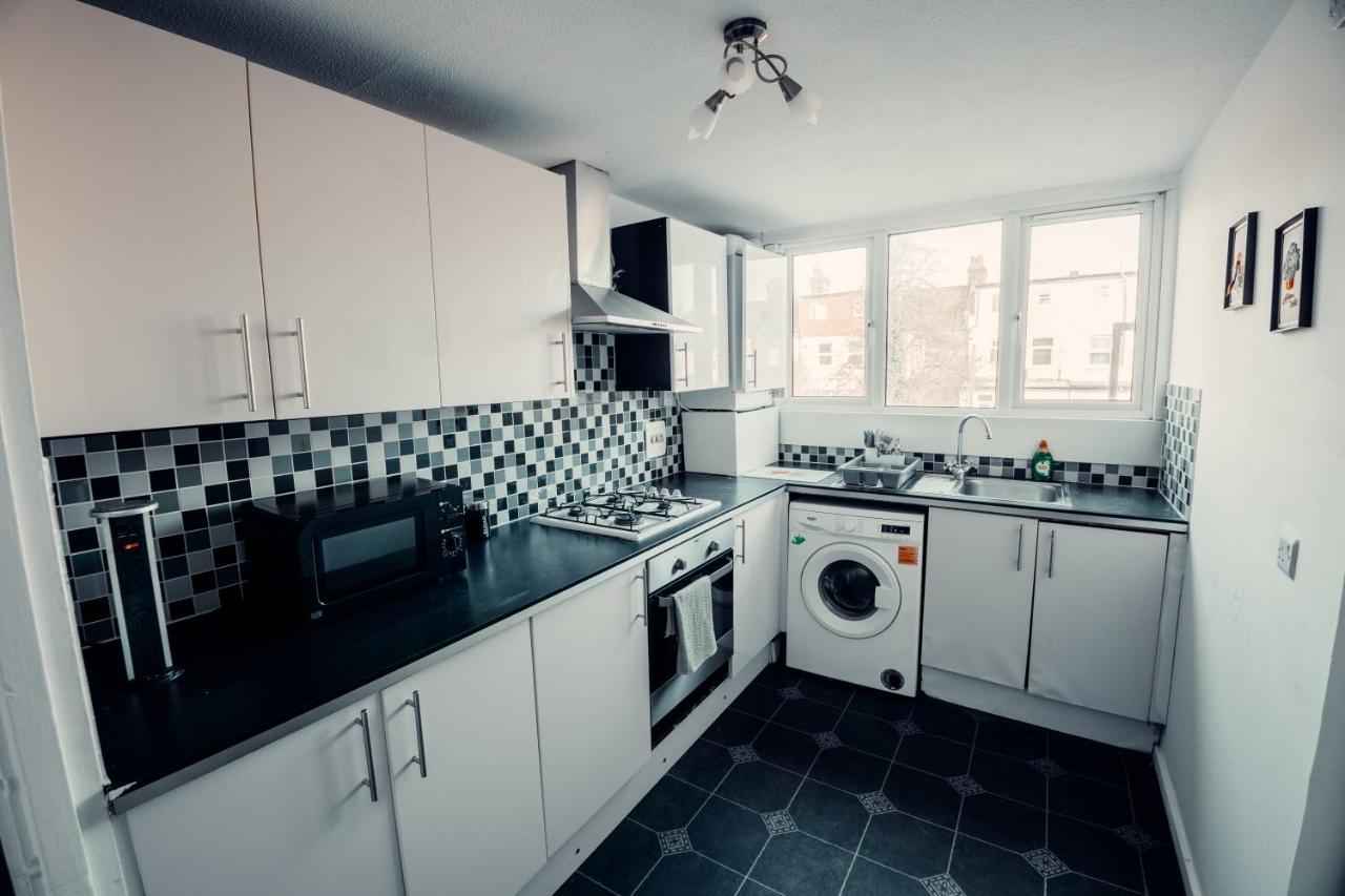 Comfy Home-Wood Green Londen Buitenkant foto